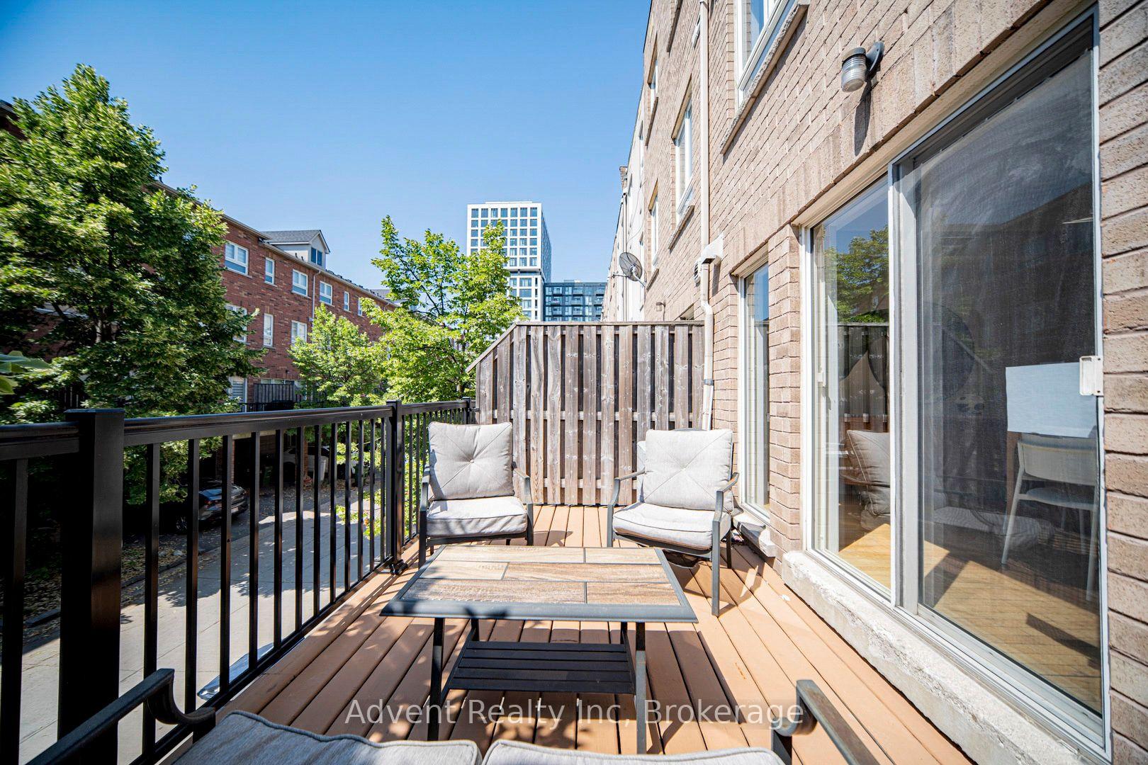 Photo 23 of 973 The Queensway, Etobicoke, Stonegate-Queensway — HOMEH