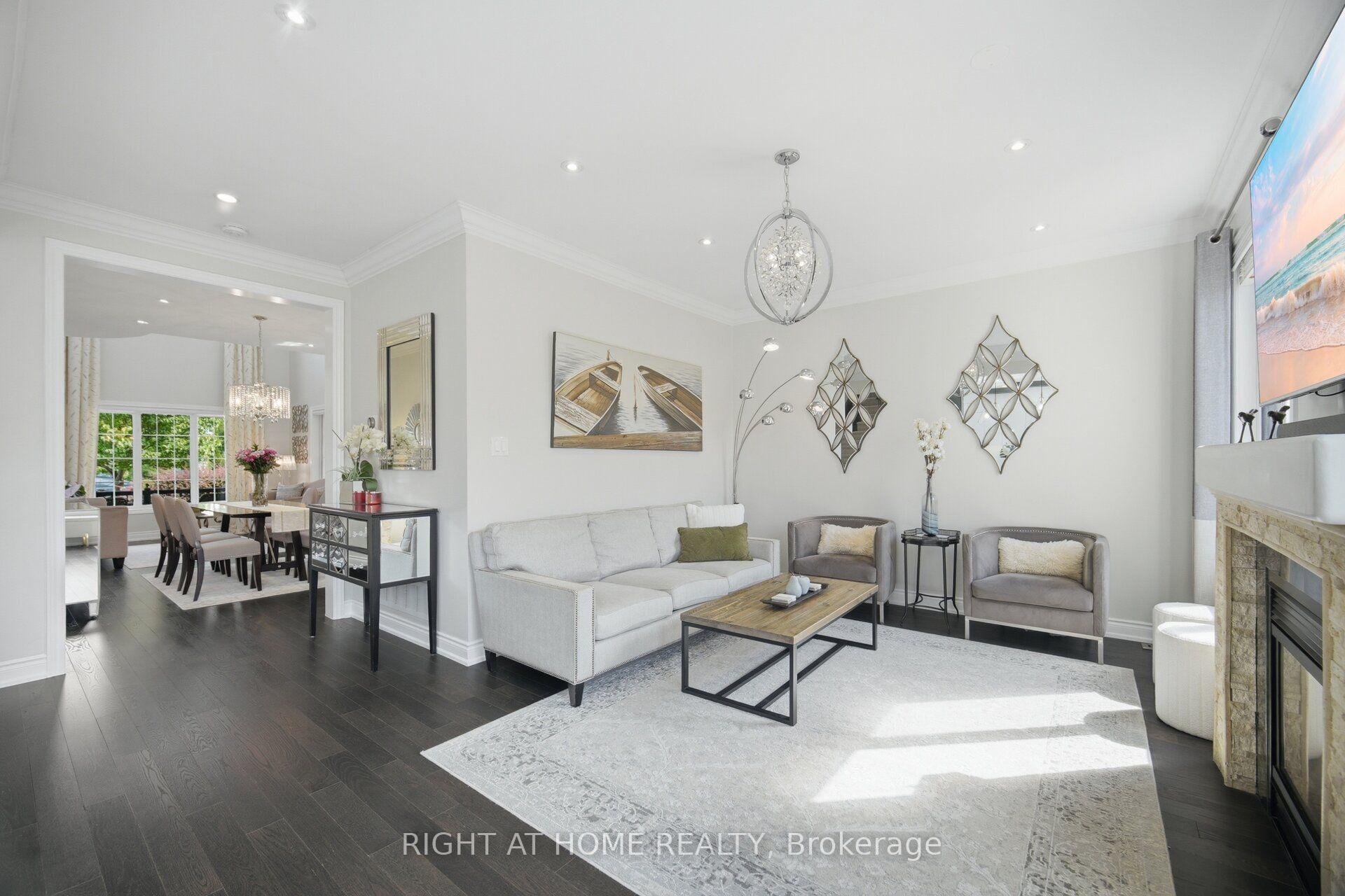 Photo 11 of 44 Crew Crescent, Vaughan, Vellore Village — HOMEH