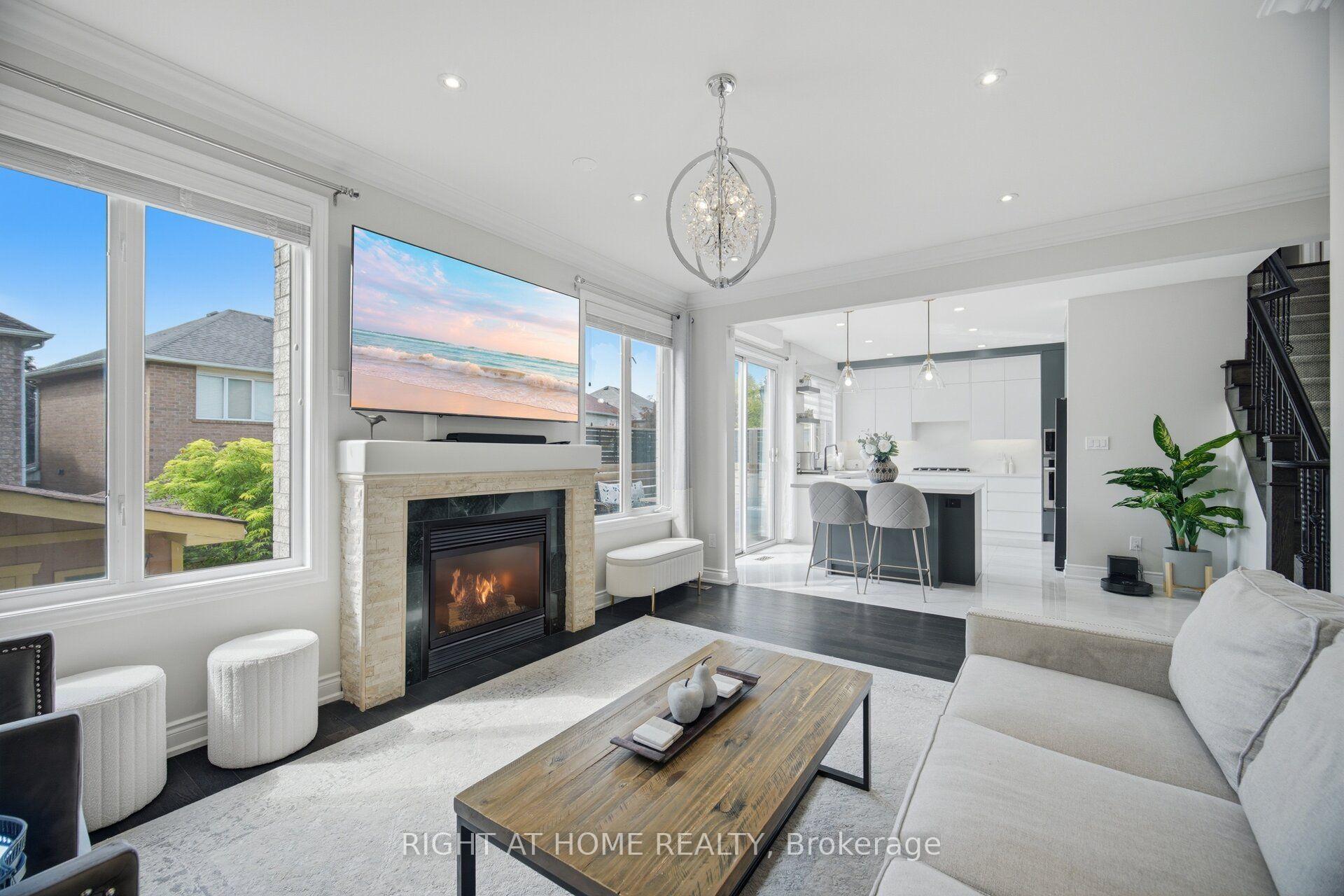 Photo 14 of 44 Crew Crescent, Vaughan, Vellore Village — HOMEH