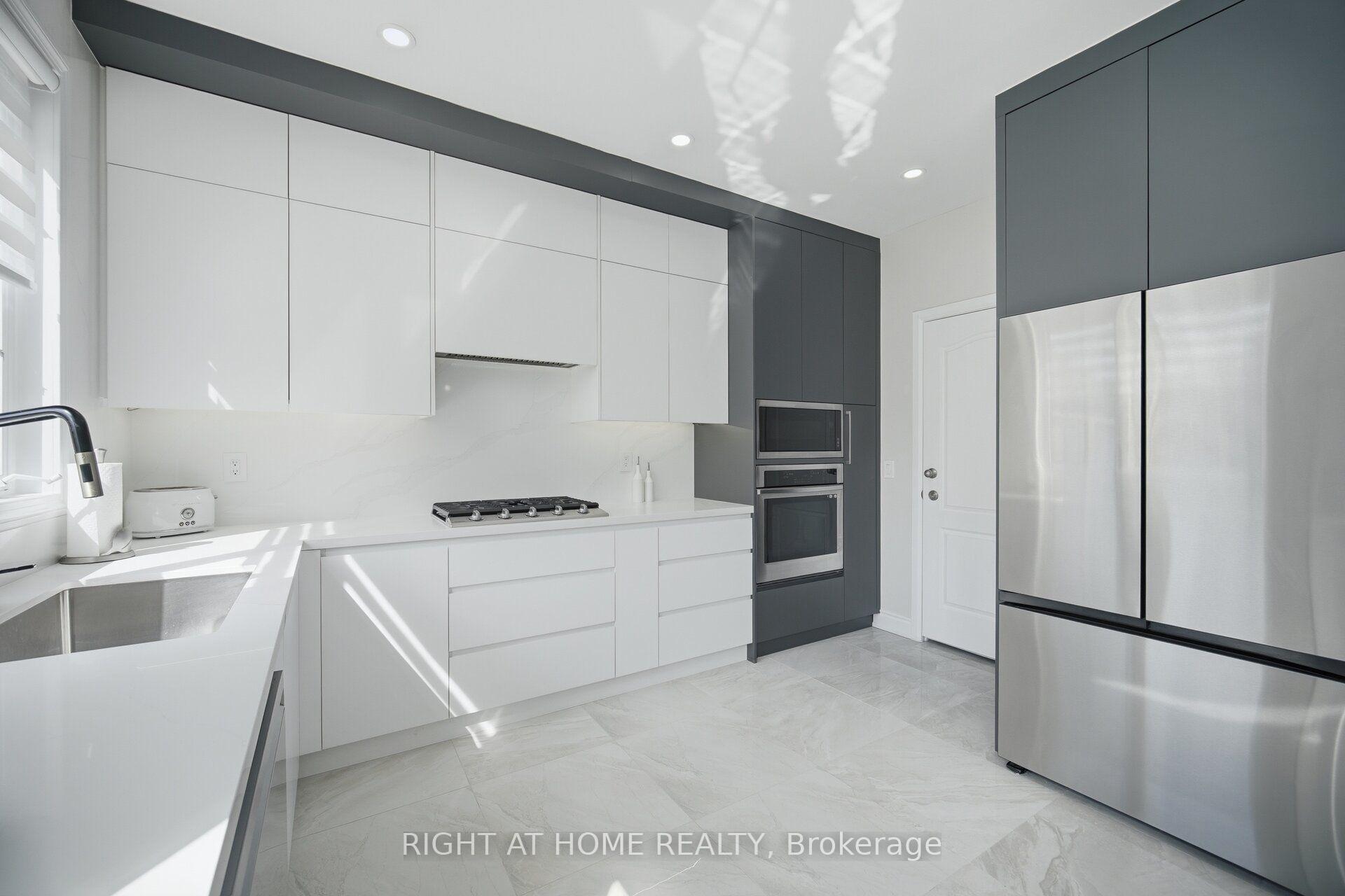 Photo 17 of 44 Crew Crescent, Vaughan, Vellore Village — HOMEH