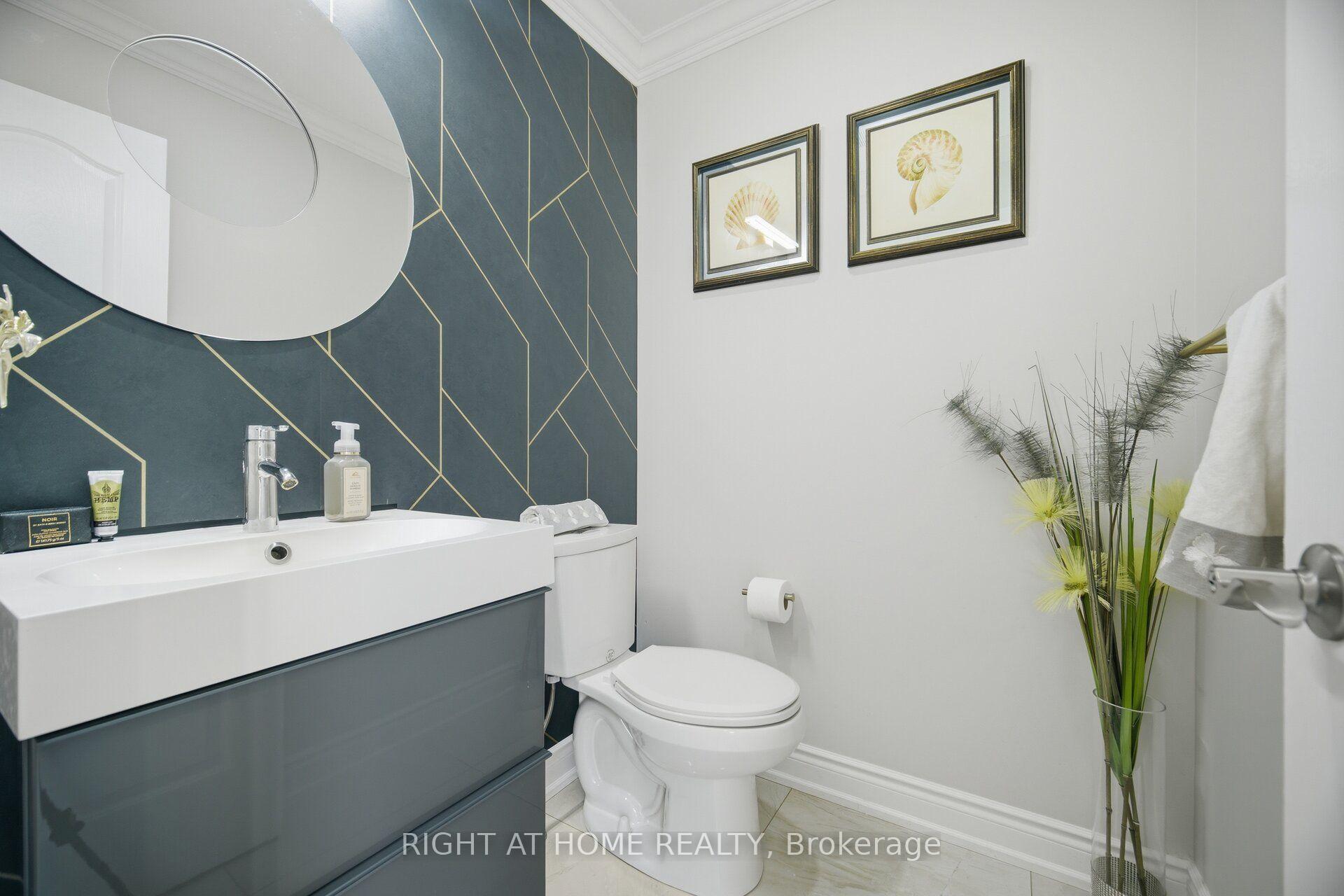 Photo 20 of 44 Crew Crescent, Vaughan, Vellore Village — HOMEH