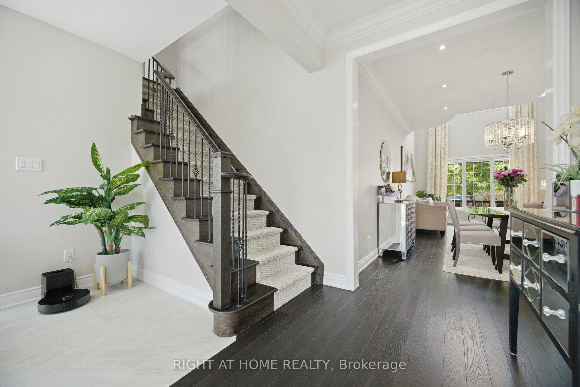 Photo 21 of 44 Crew Crescent, Vaughan, Vellore Village — HOMEH