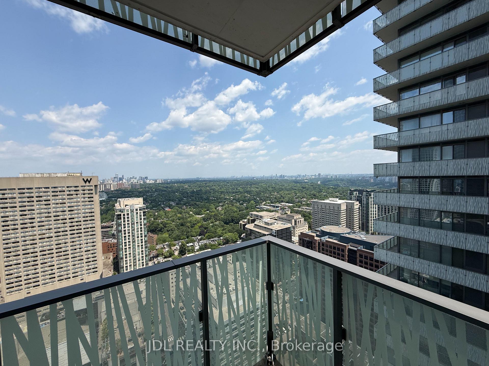 Photo 13 of Unit 4008, 42 Charles Street, Toronto, Church-Yonge Corridor — HOMEH