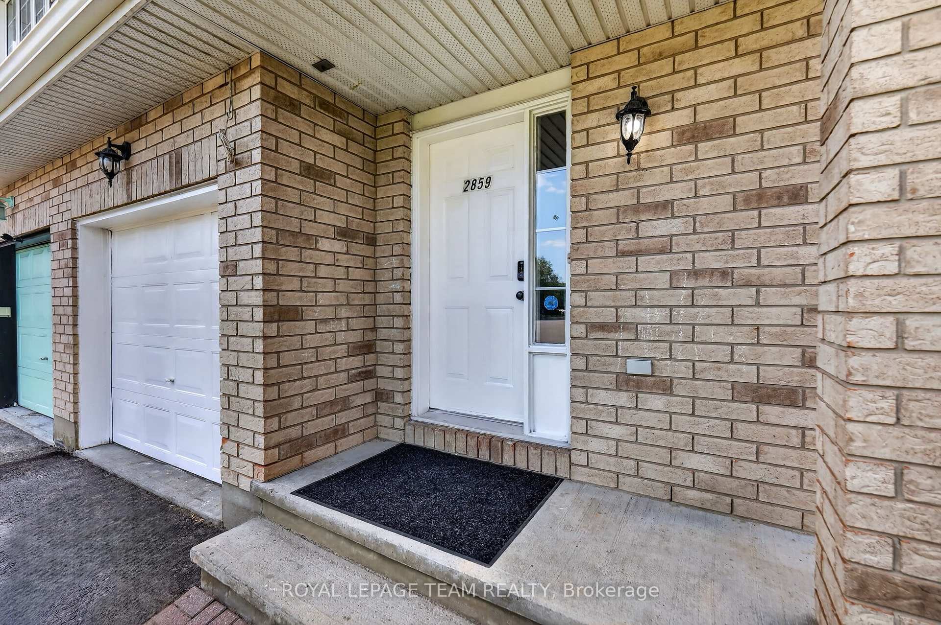 Photo 4 of 2859 Millstream Way, Ottawa, Emerald Woods/Sawmill Creek — HOMEH