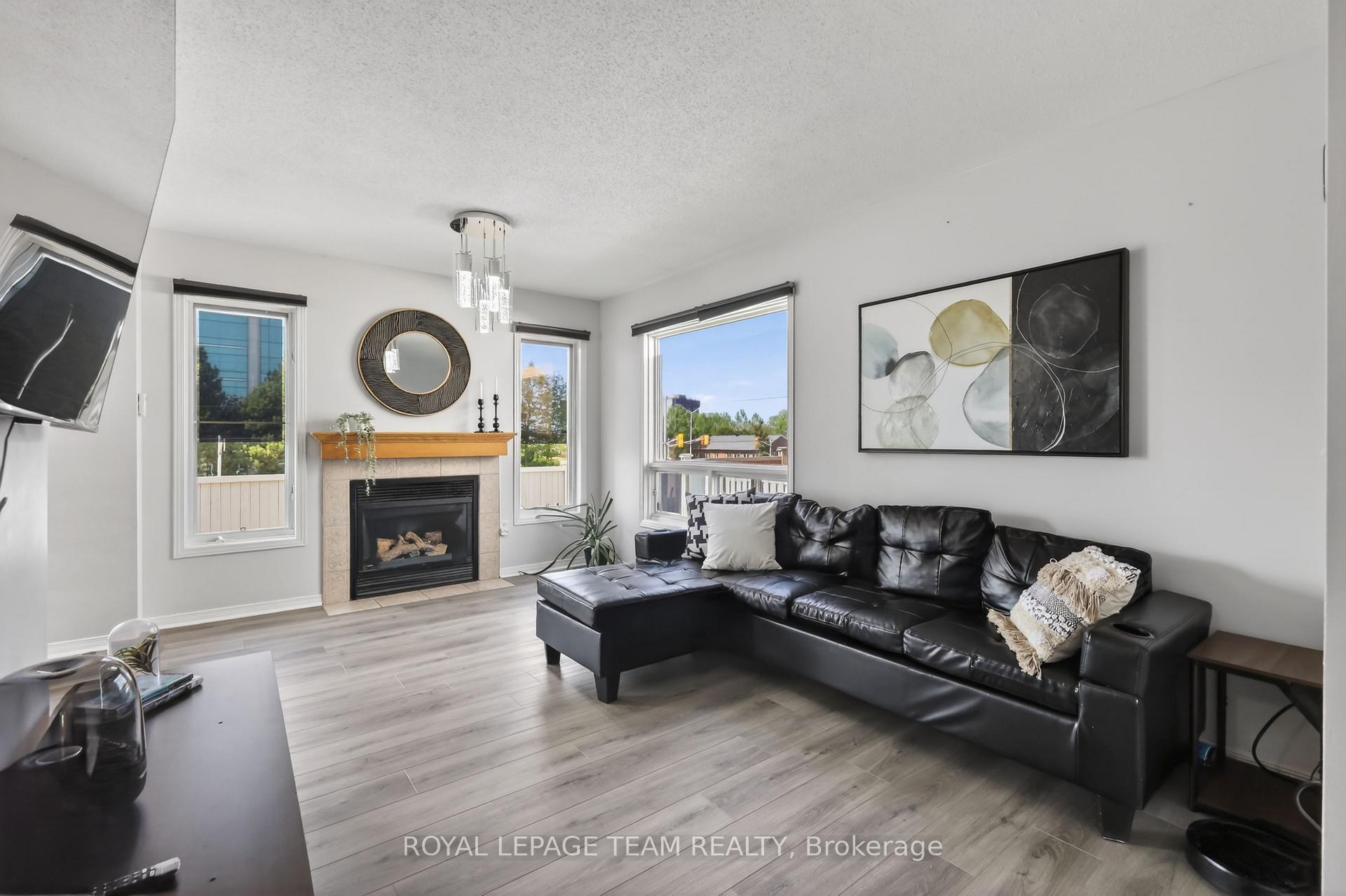 Photo 9 of 2859 Millstream Way, Ottawa, Emerald Woods/Sawmill Creek — HOMEH