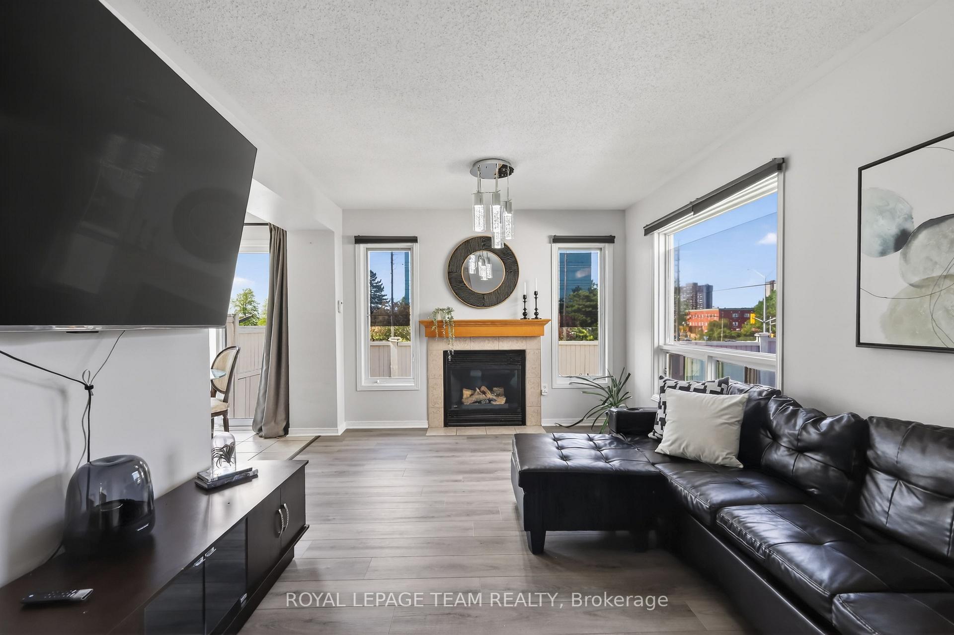 Photo 10 of 2859 Millstream Way, Ottawa, Emerald Woods/Sawmill Creek — HOMEH