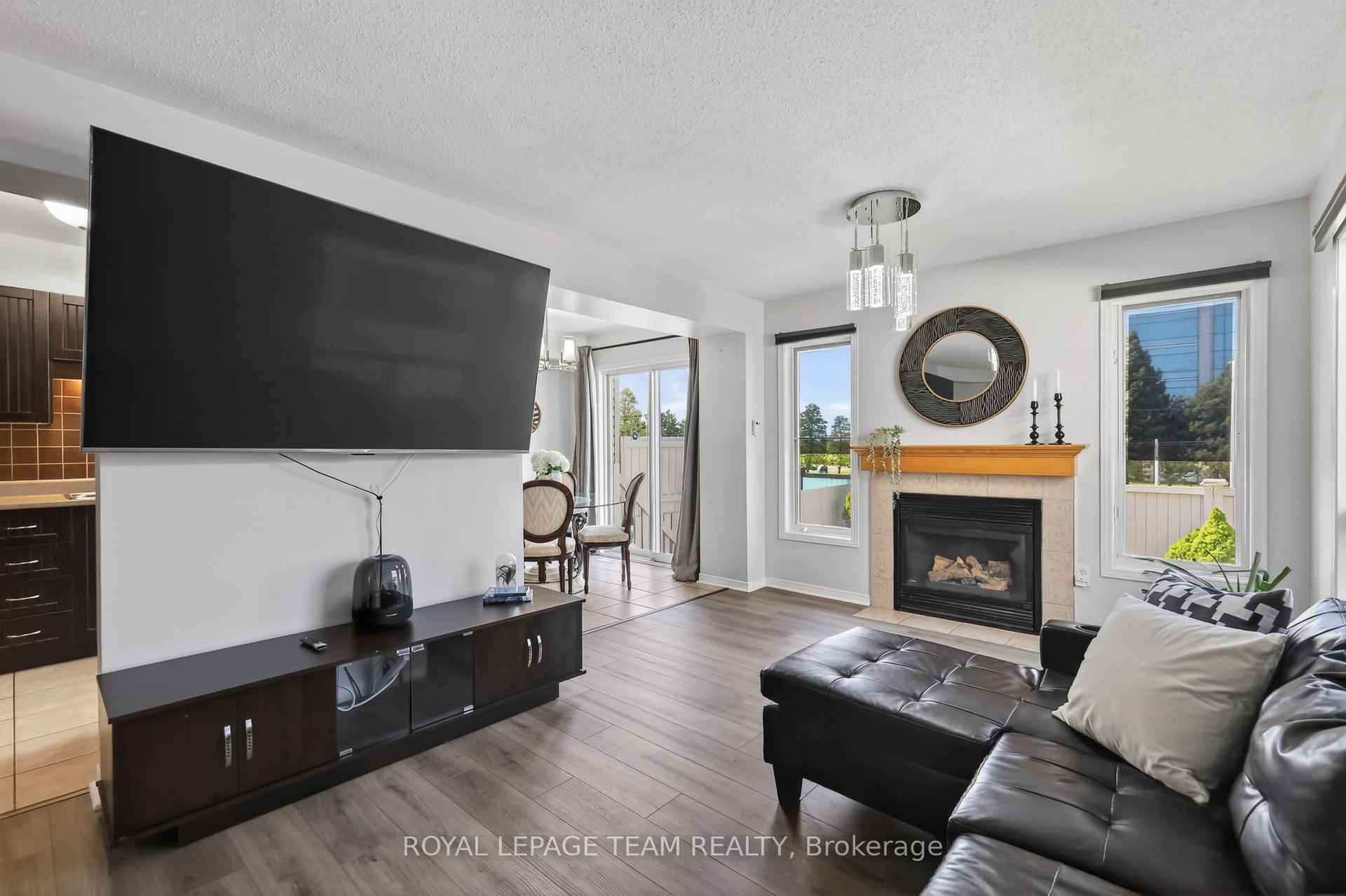 Photo 11 of 2859 Millstream Way, Ottawa, Emerald Woods/Sawmill Creek — HOMEH