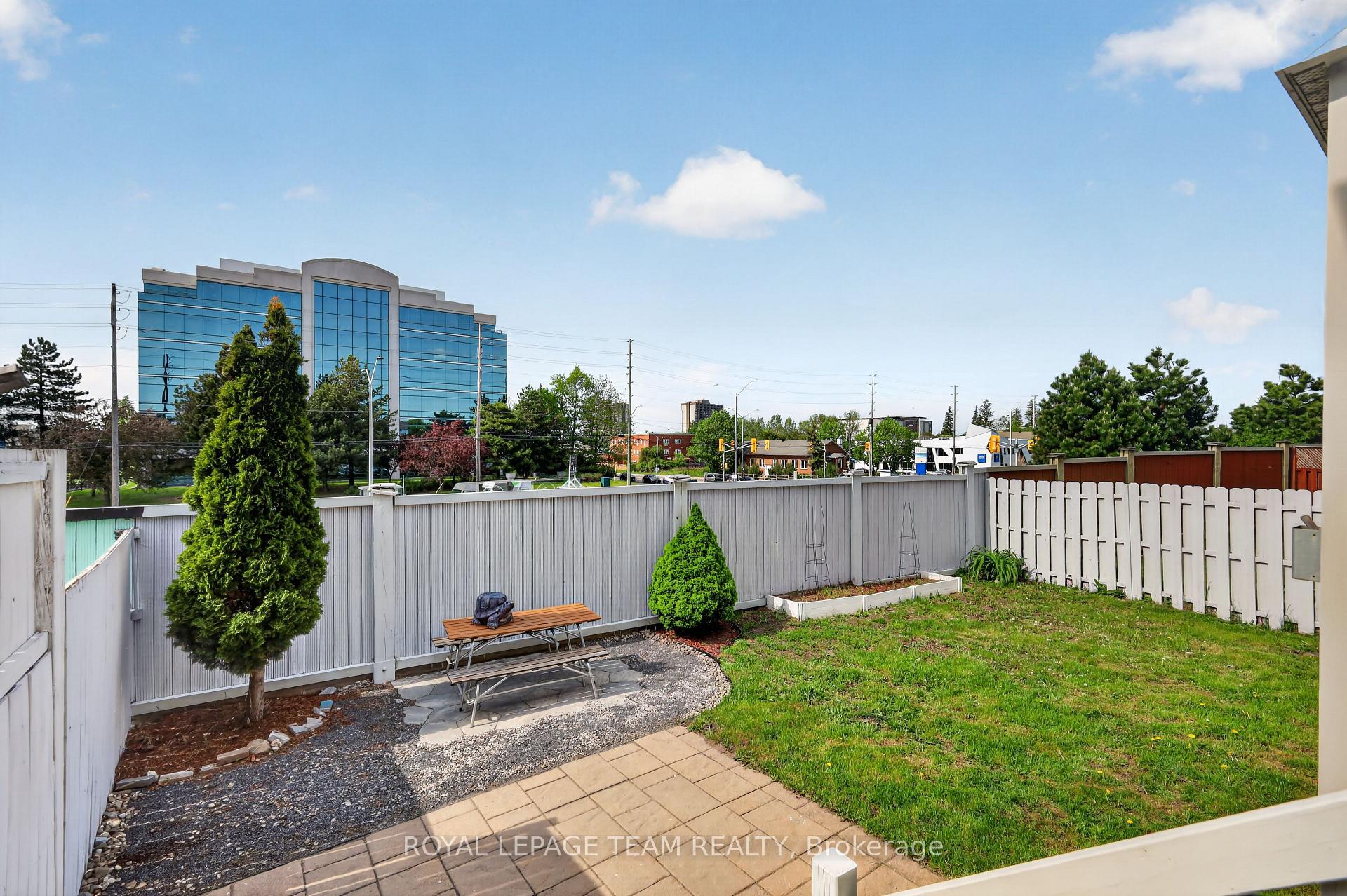 Photo 36 of 2859 Millstream Way, Ottawa, Emerald Woods/Sawmill Creek — HOMEH