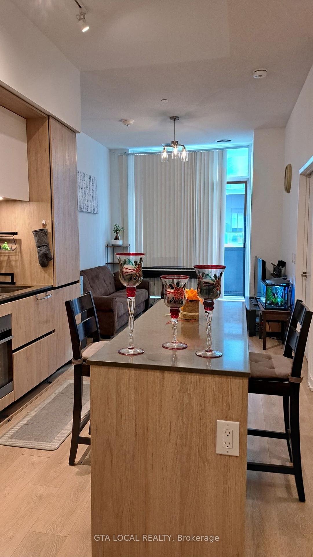 Photo of Unit 406, 34 Tubman Avenue
