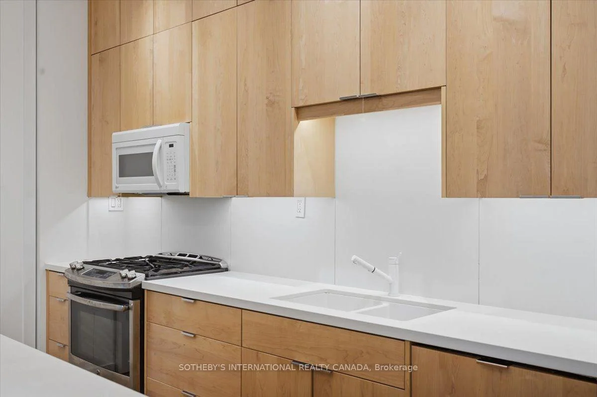 Photo 11 of 33 Rose Avenue, Toronto, Cabbagetown-South St. James Town — HOMEH
