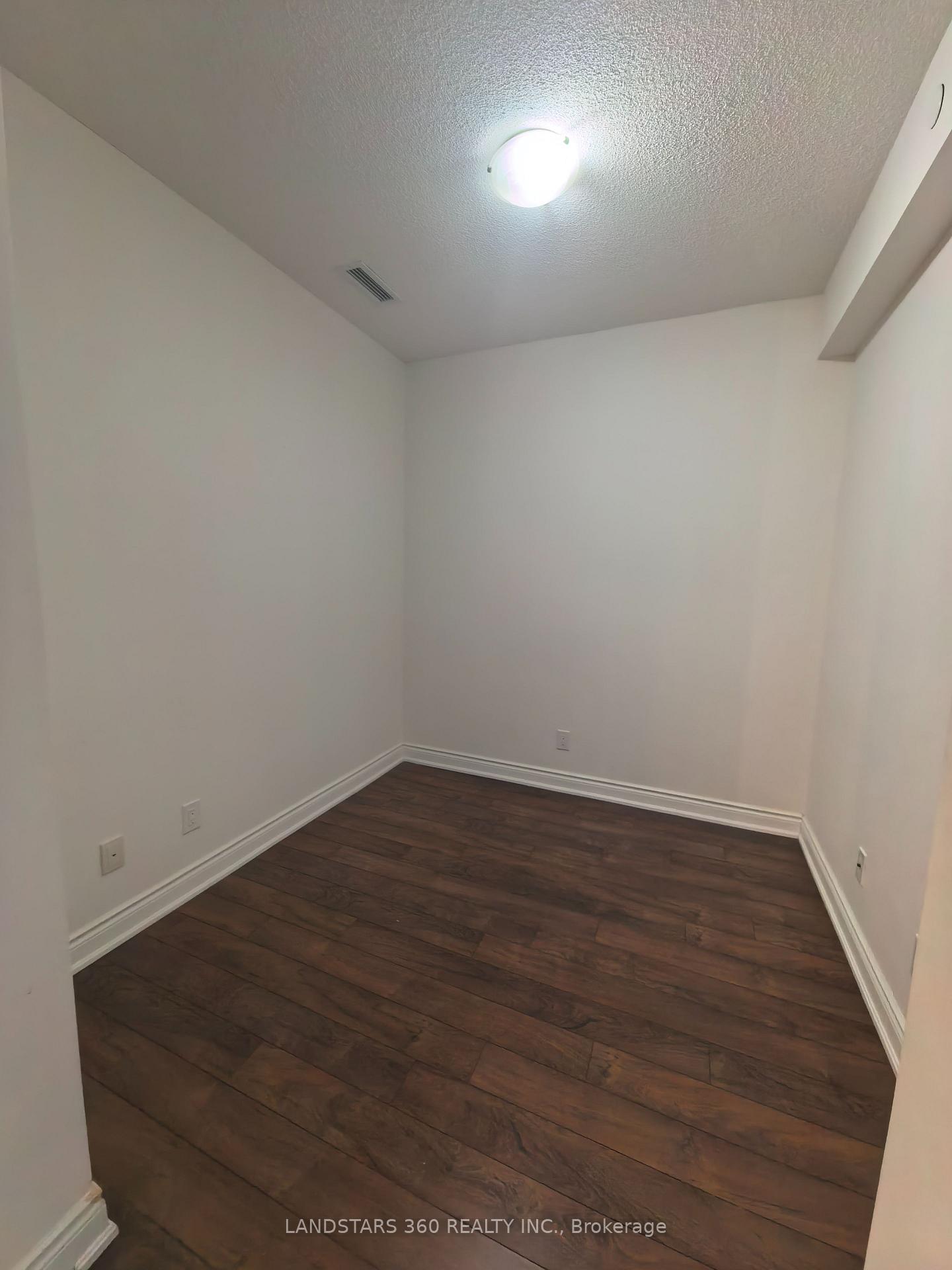 Photo 7 of Unit 802, 277 South Park Road, Markham, Commerce Valley — HOMEH