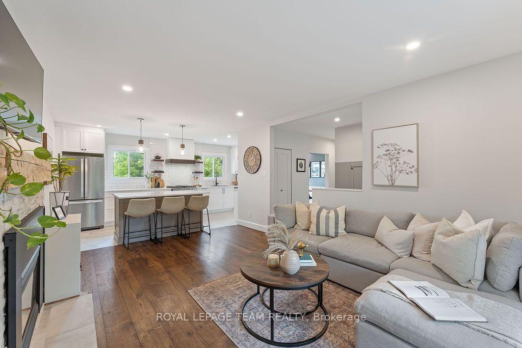 Photo 8 of 194 Morrena Road, Ottawa, Kanata - Glencairn/Hazeldean — HOMEH