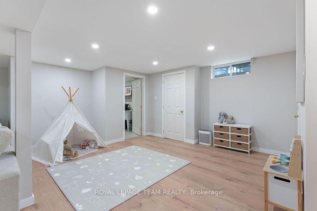Photo 14 of 194 Morrena Road, Ottawa, Kanata - Glencairn/Hazeldean — HOMEH