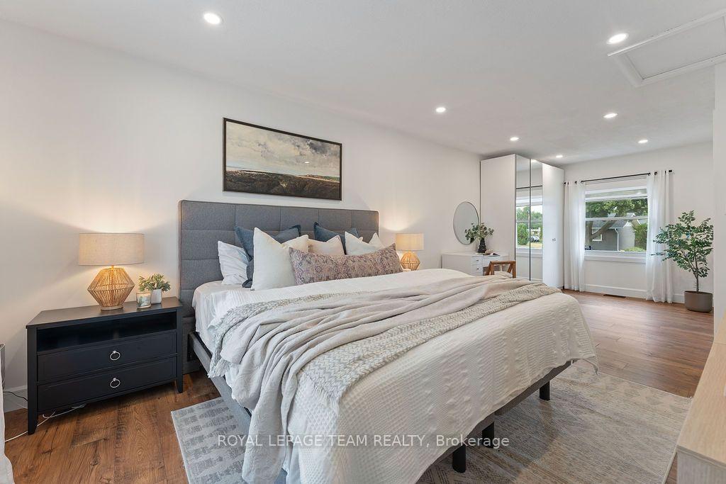 Photo 25 of 194 Morrena Road, Ottawa, Kanata - Glencairn/Hazeldean — HOMEH