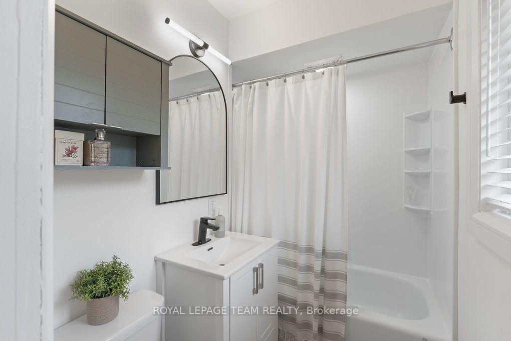 Photo 28 of 194 Morrena Road, Ottawa, Kanata - Glencairn/Hazeldean — HOMEH