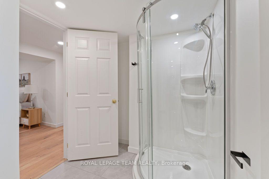 Photo 32 of 194 Morrena Road, Ottawa, Kanata - Glencairn/Hazeldean — HOMEH