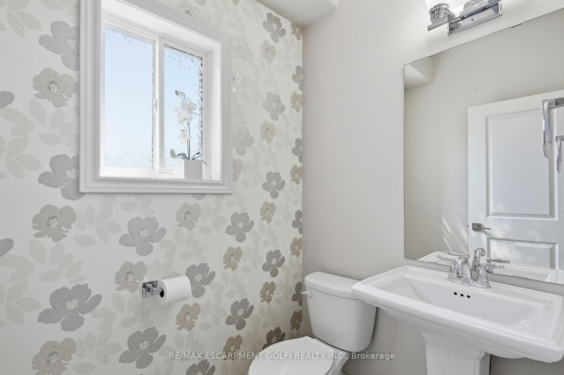 Photo 10 of 4473 Garden Gate Terrace, Lincoln, Beamsville — HOMEH