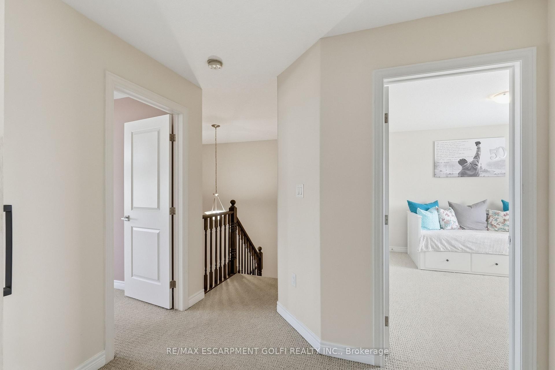 Photo 12 of 4473 Garden Gate Terrace, Lincoln, Beamsville — HOMEH