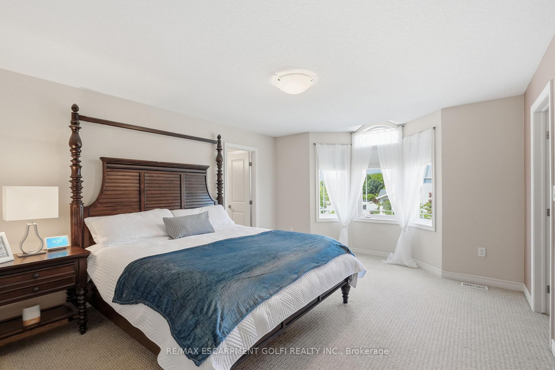Photo 13 of 4473 Garden Gate Terrace, Lincoln, Beamsville — HOMEH