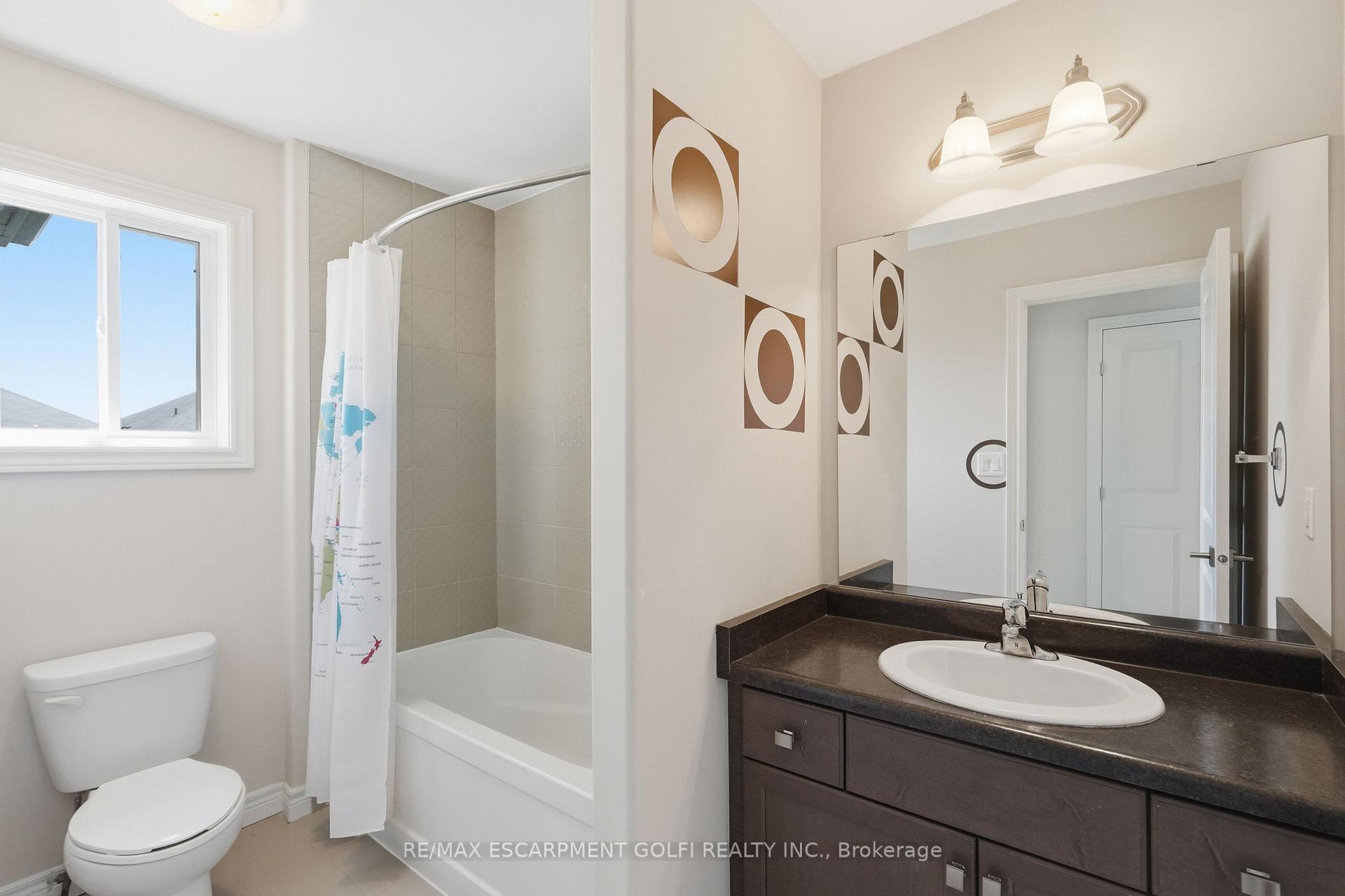 Photo 25 of 4473 Garden Gate Terrace, Lincoln, Beamsville — HOMEH