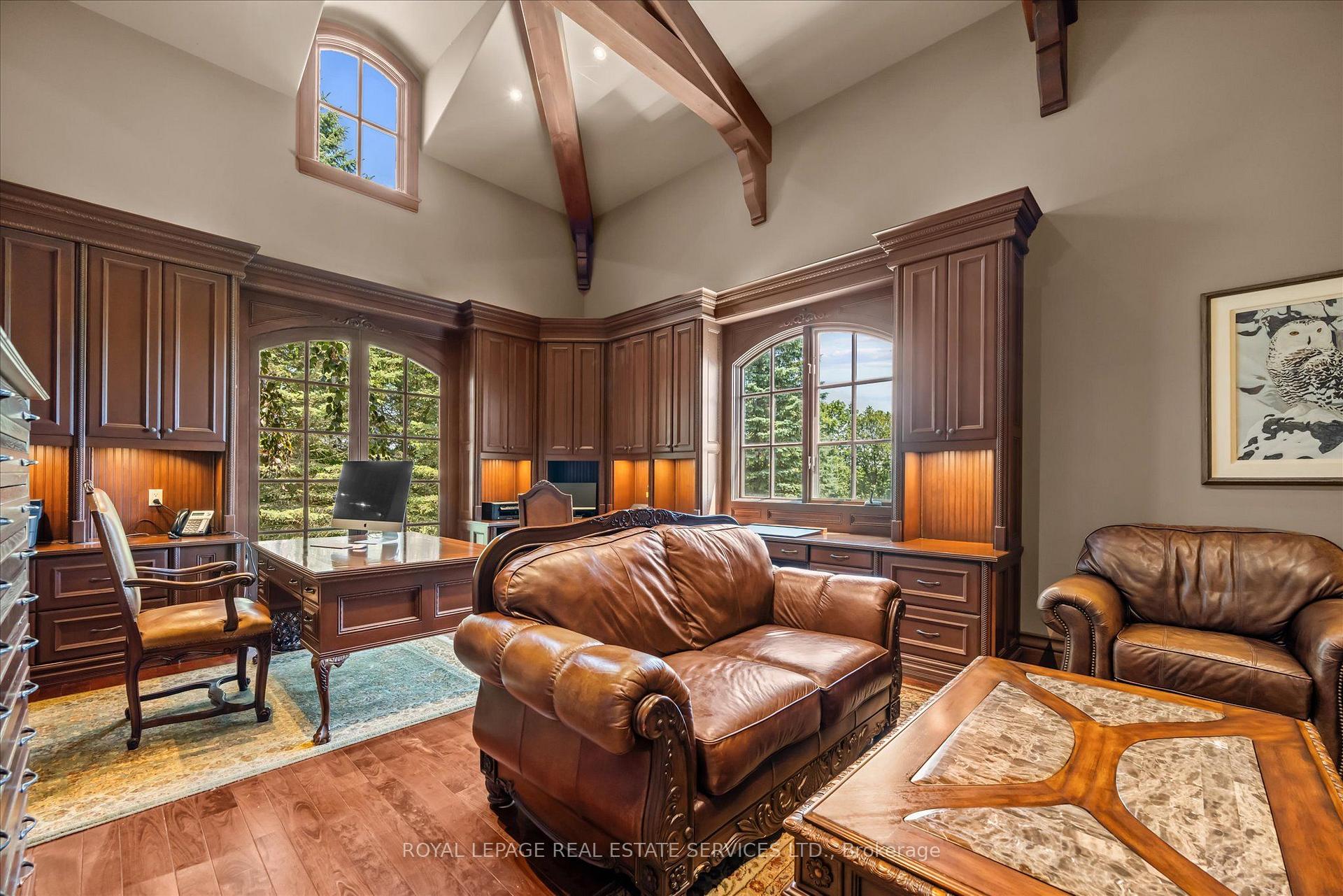 Photo 7 of 10090 Pineview Trail, Milton, Rural Milton West — HOMEH