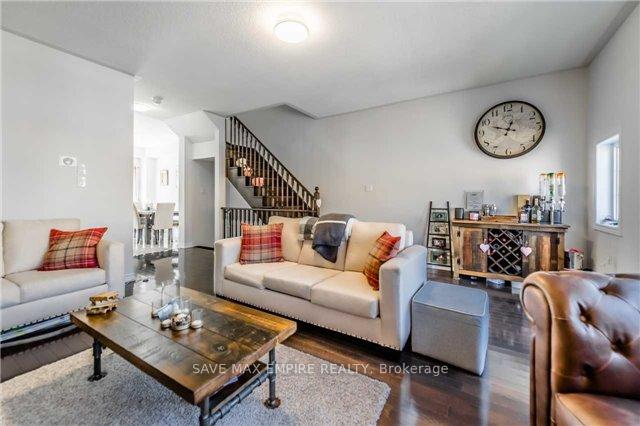 Photo 7 of 78 Aspen Hills Road, Brampton, Credit Valley — HOMEH