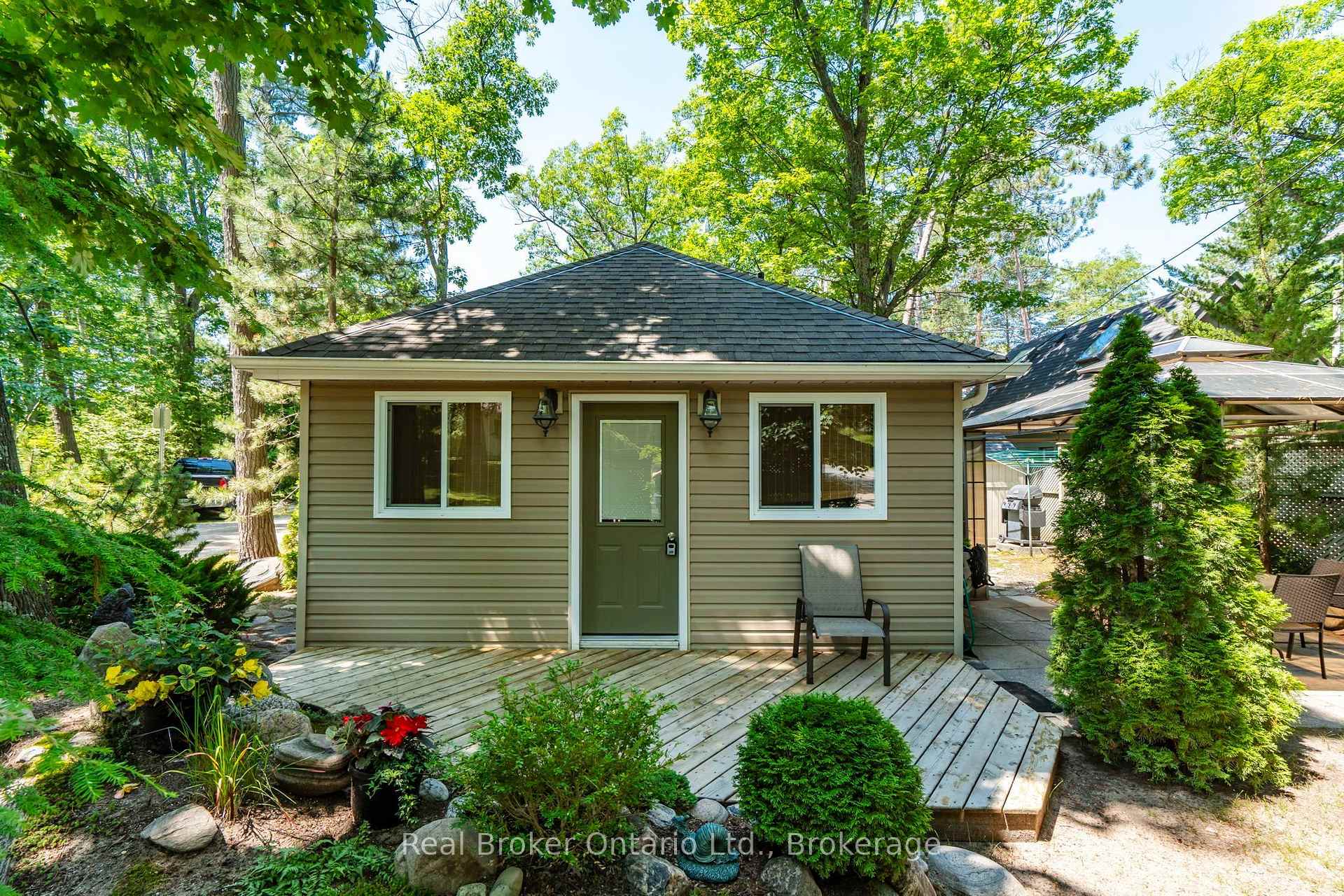 Photo 3 of 224 Tiny Beaches Road S, Tiny, Rural Tiny — HOMEH