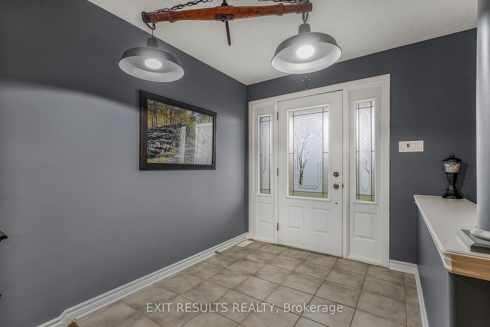 Photo 7 of 638 St Thomas Road E, Russell, Russell Twp — HOMEH