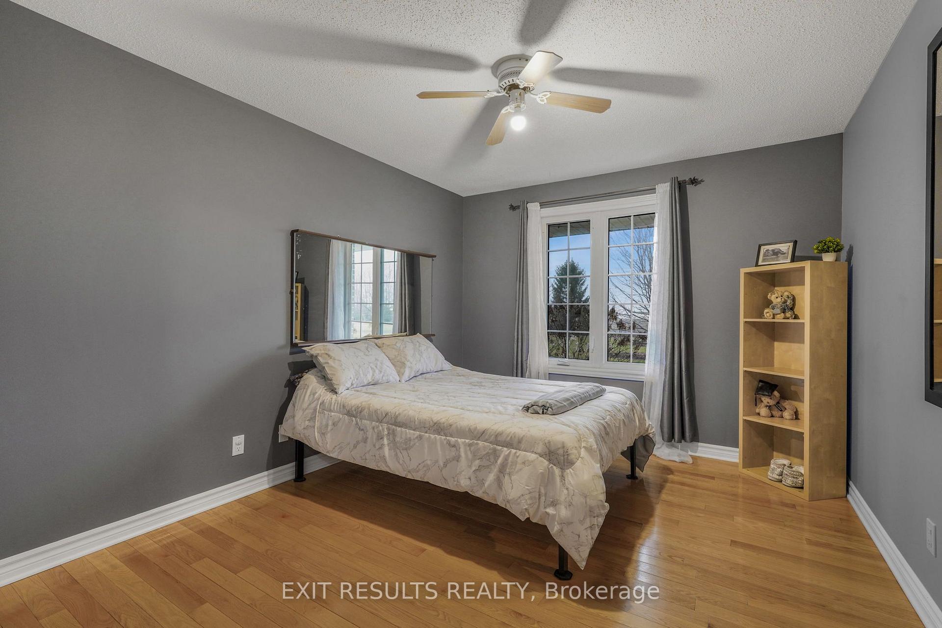 Photo 18 of 638 St Thomas Road E, Russell, Russell Twp — HOMEH