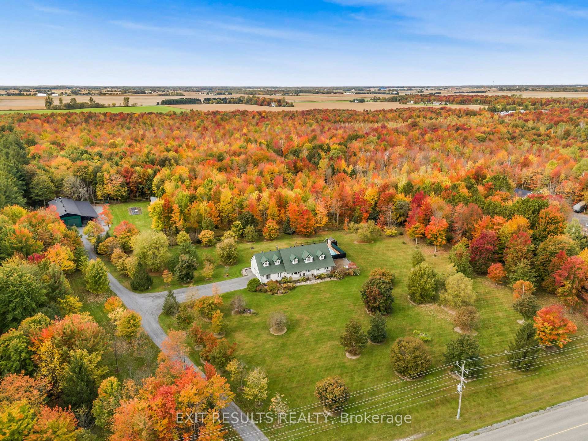 Photo of 638 St Thomas Road E