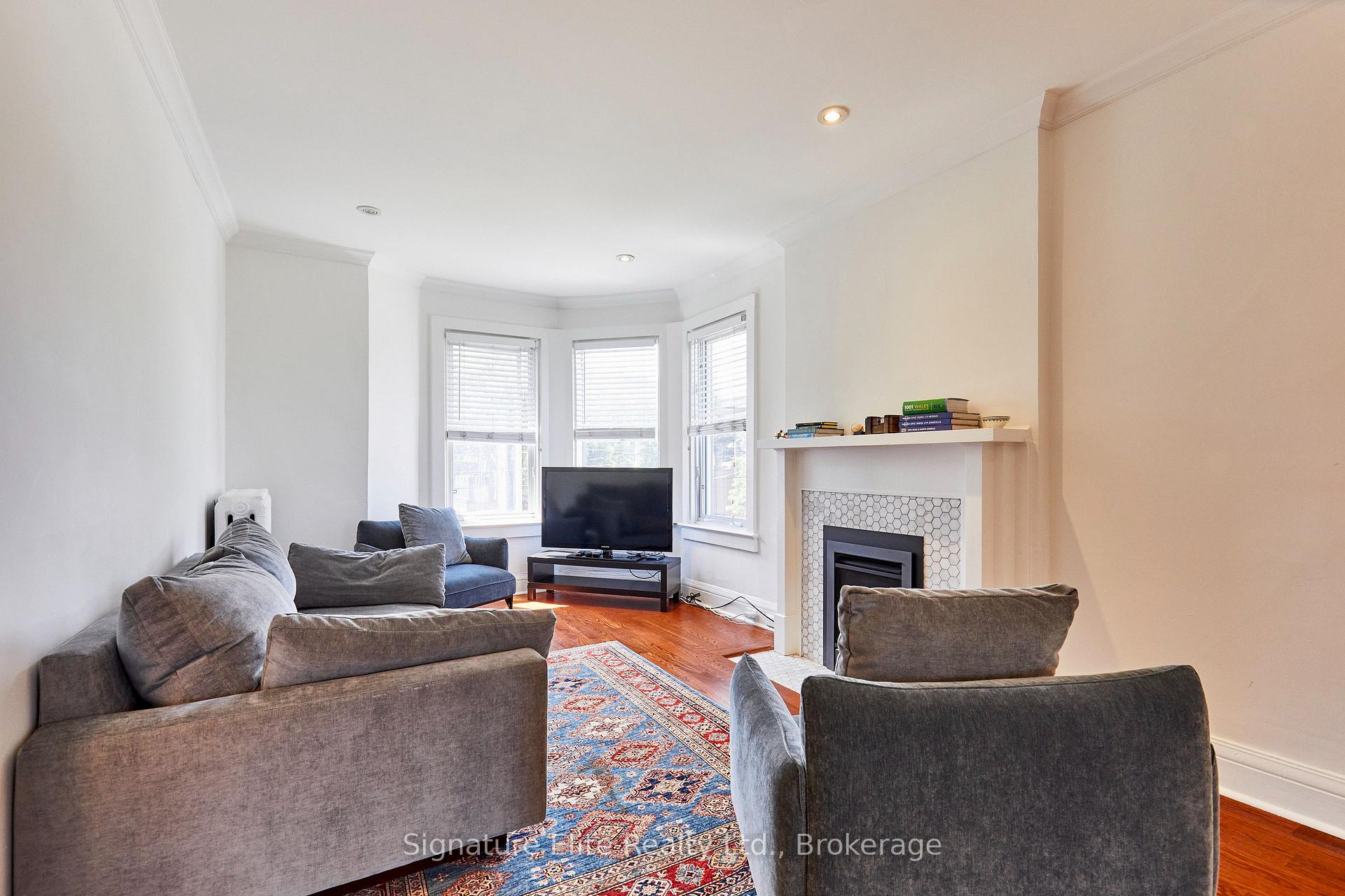 Photo 6 of Unit Upper, 124 Geoffrey Street, Toronto, Roncesvalles — HOMEH