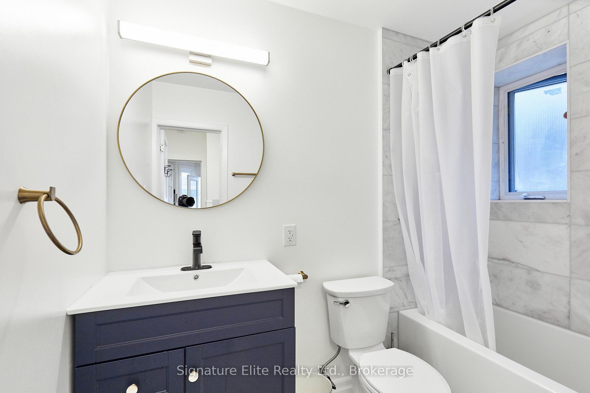 Photo 25 of Unit Upper, 124 Geoffrey Street, Toronto, Roncesvalles — HOMEH