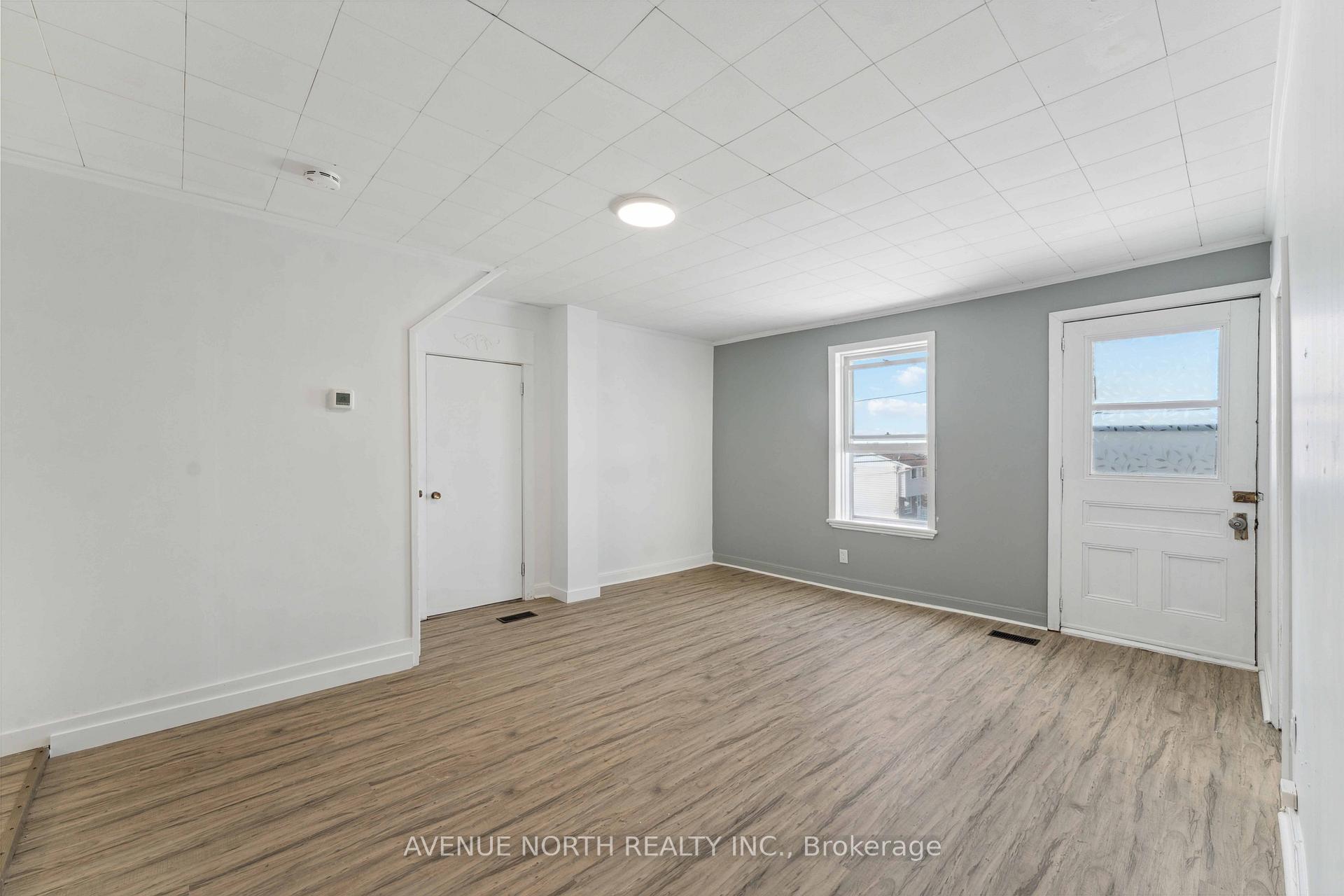 Photo 3 of 6958 Notre Dame Street, Ottawa, Chateauneuf — HOMEH