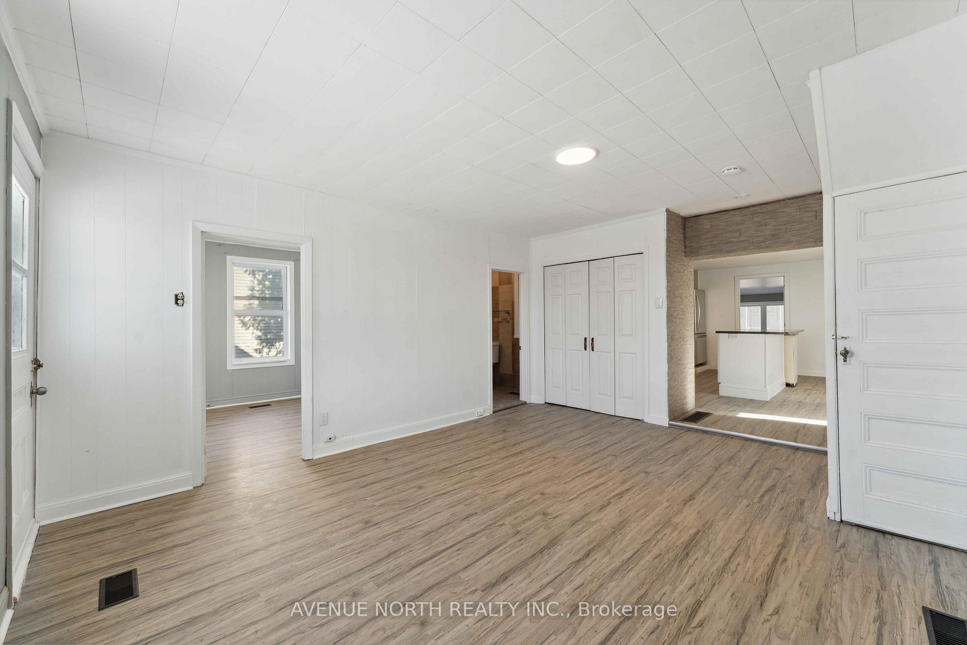 Photo 5 of 6958 Notre Dame Street, Ottawa, Chateauneuf — HOMEH