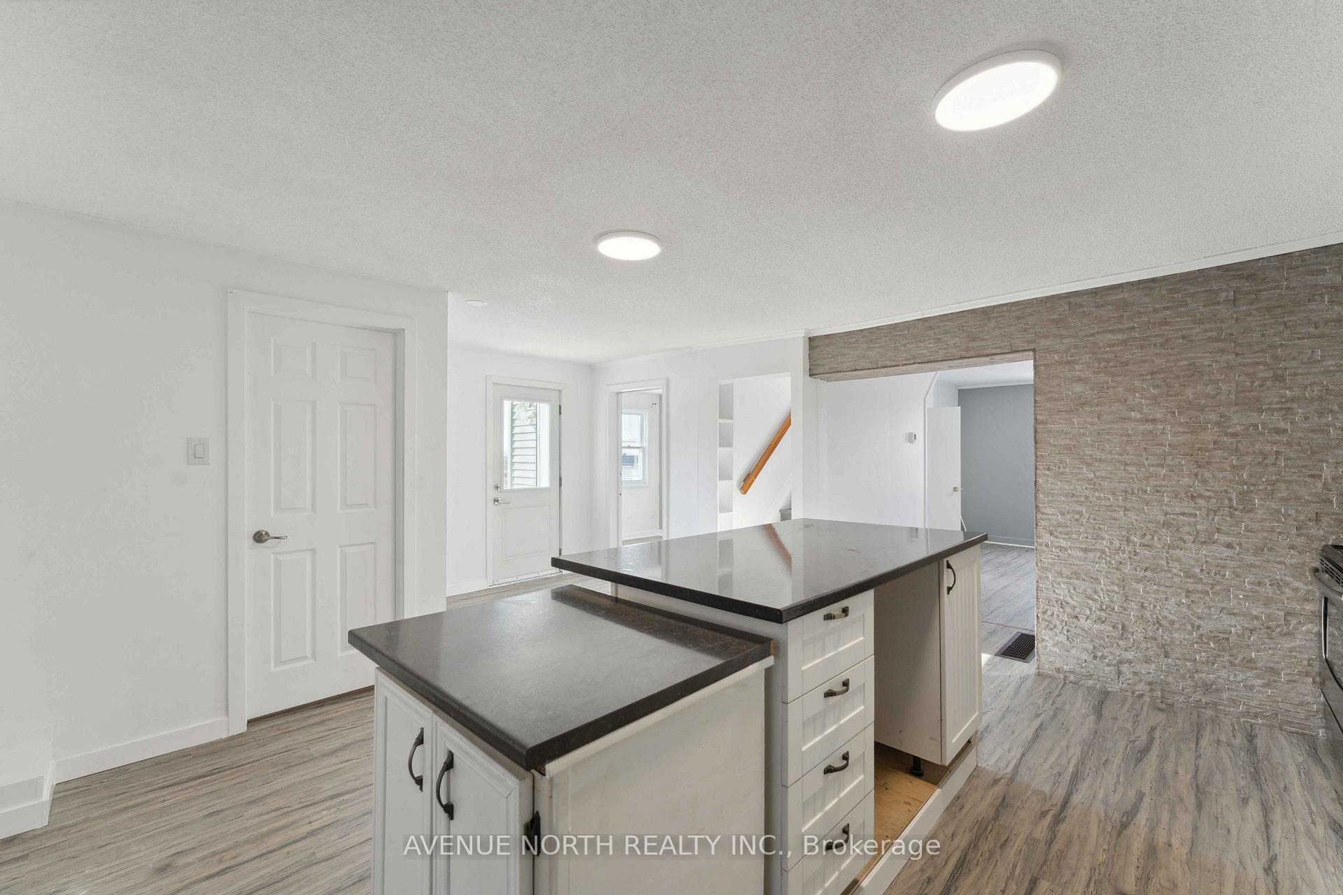 Photo 12 of 6958 Notre Dame Street, Ottawa, Chateauneuf — HOMEH