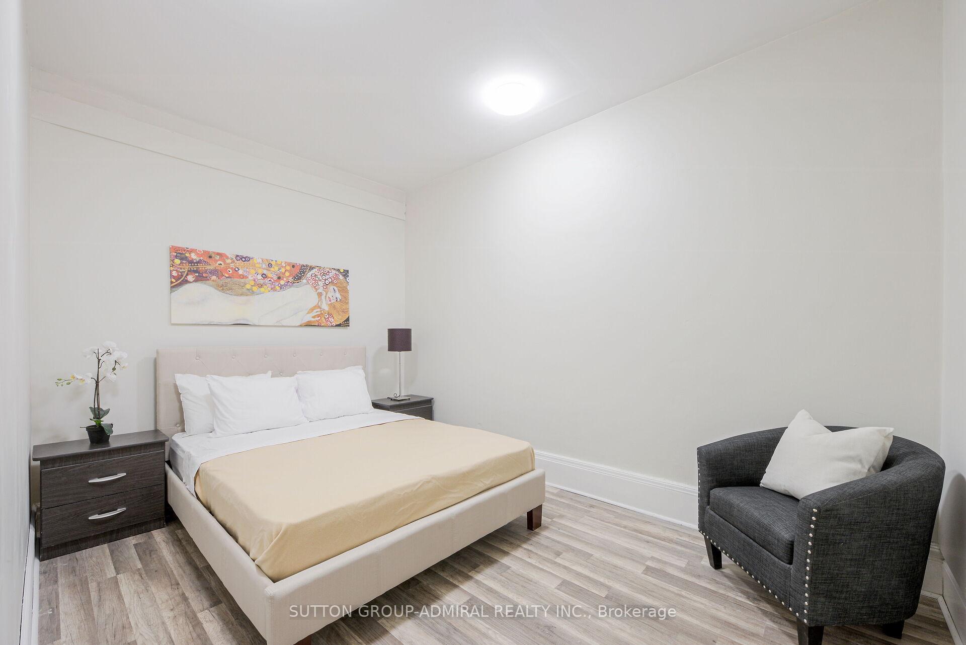 Photo 10 of Unit Upper, 1934 Queen Street E, Toronto, The Beaches — HOMEH
