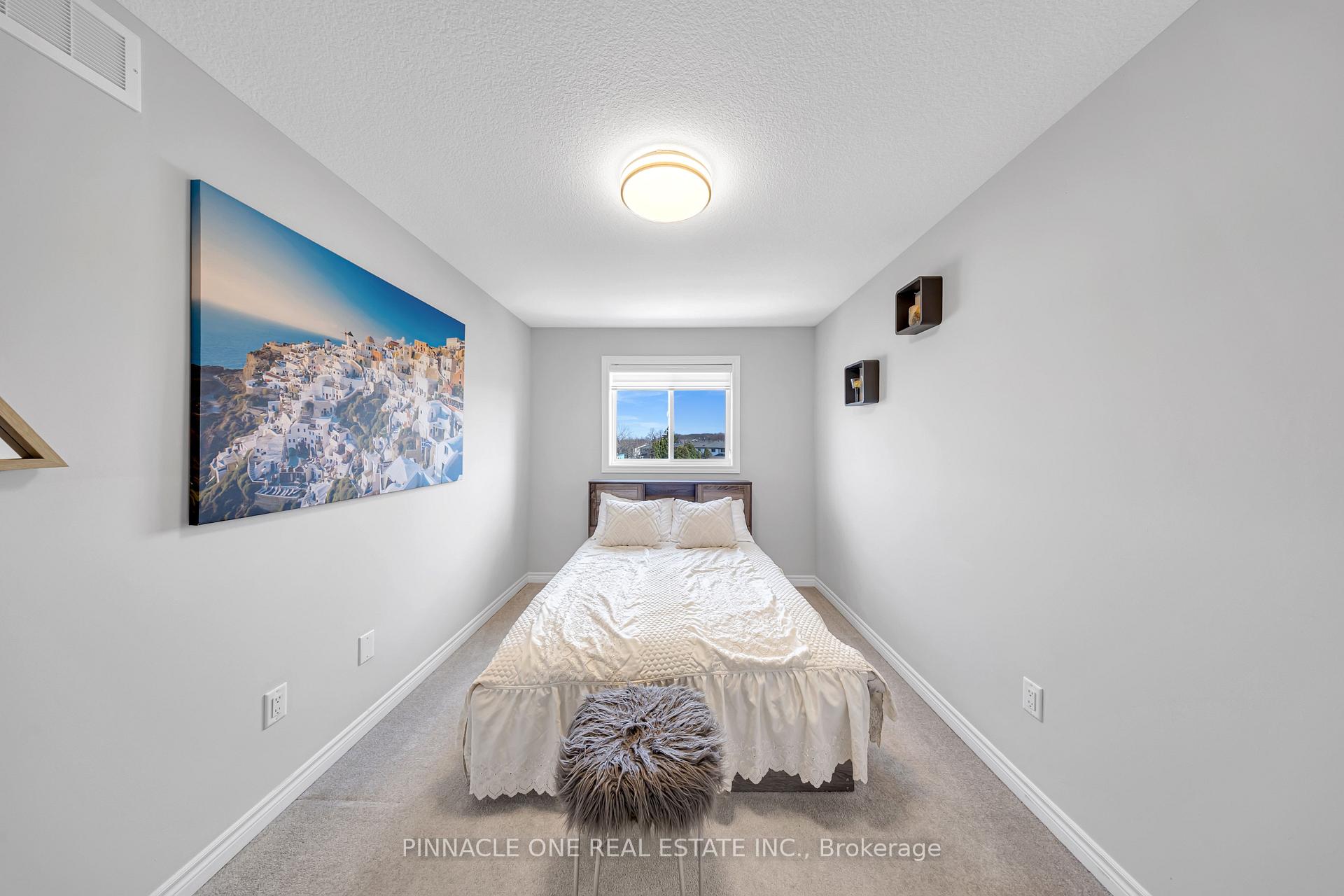 Photo 26 of 7 Mistywood Drive, Hamilton, Stoney Creek Mountain — HOMEH