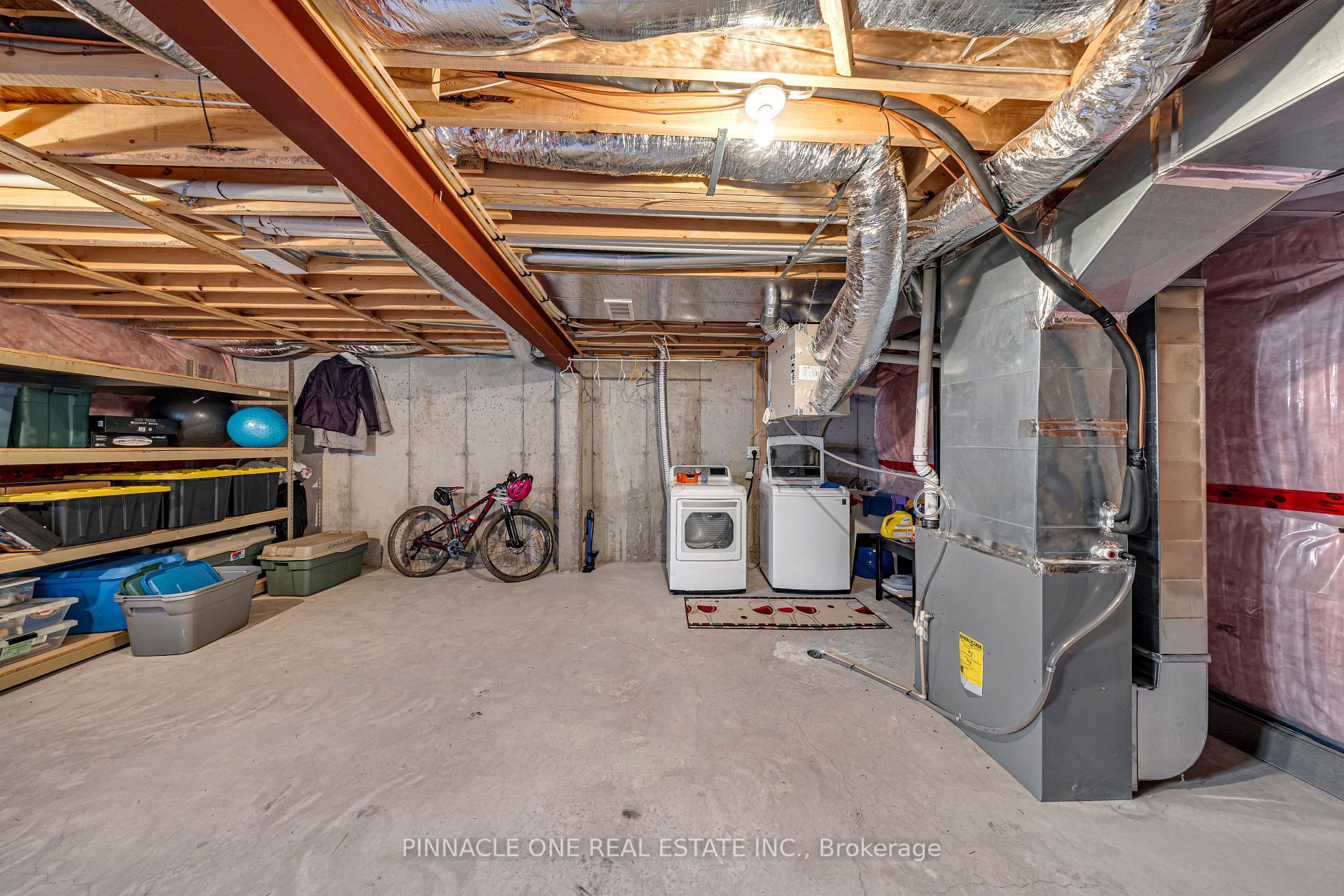 Photo 35 of 7 Mistywood Drive, Hamilton, Stoney Creek Mountain — HOMEH