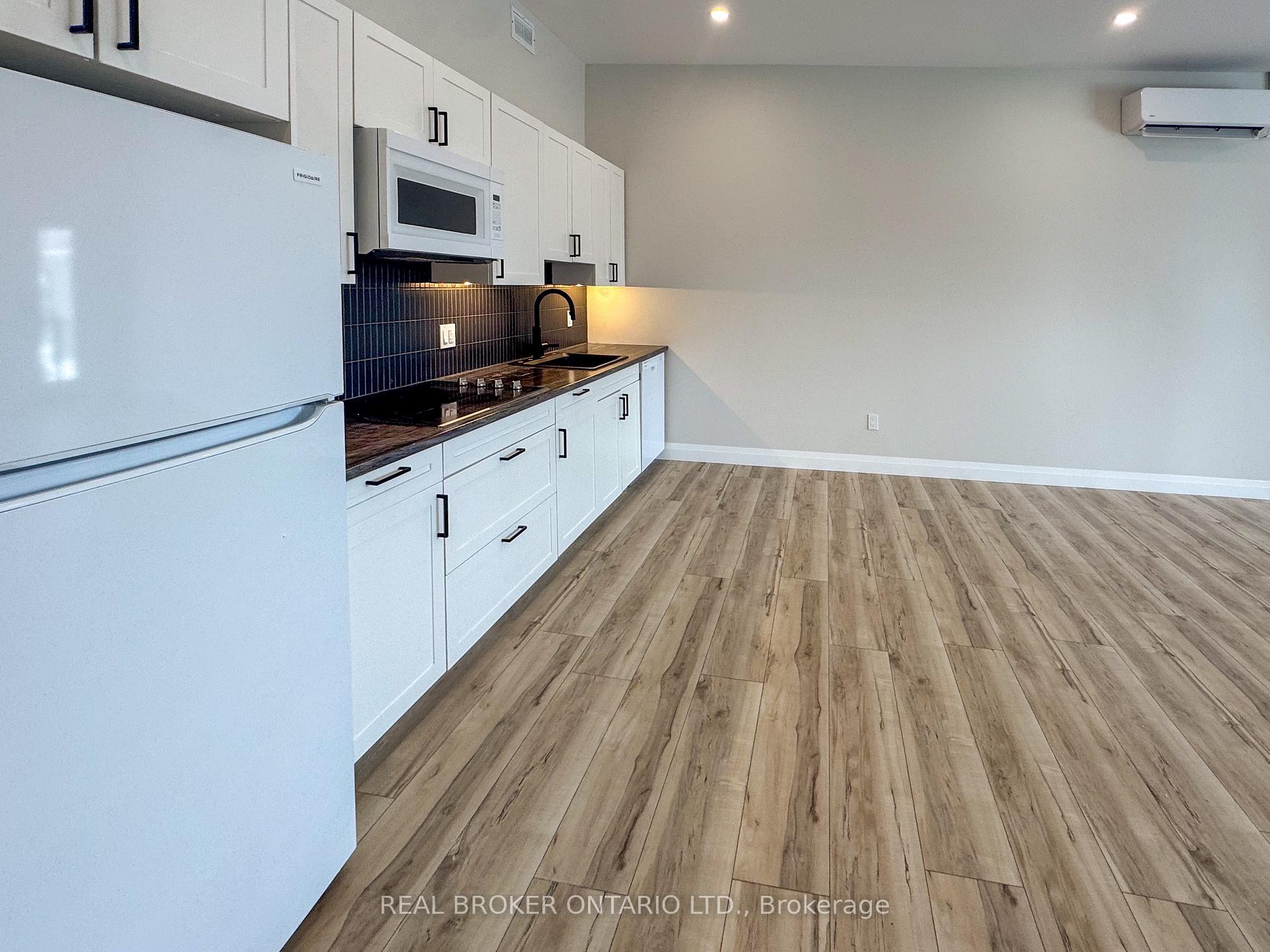 Photo 16 of Unit 4, 8 Clothier Street E, North Grenville, Kemptville — HOMEH