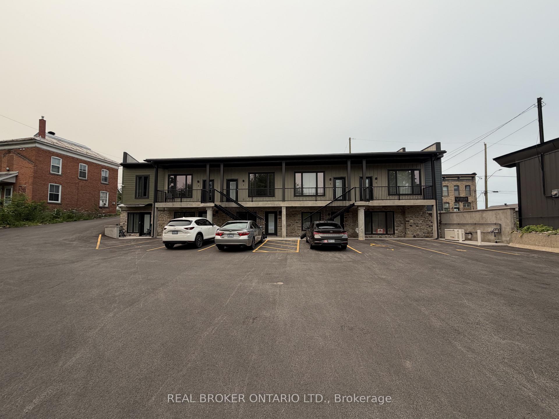 Photo 30 of Unit 4, 8 Clothier Street E, North Grenville, Kemptville — HOMEH