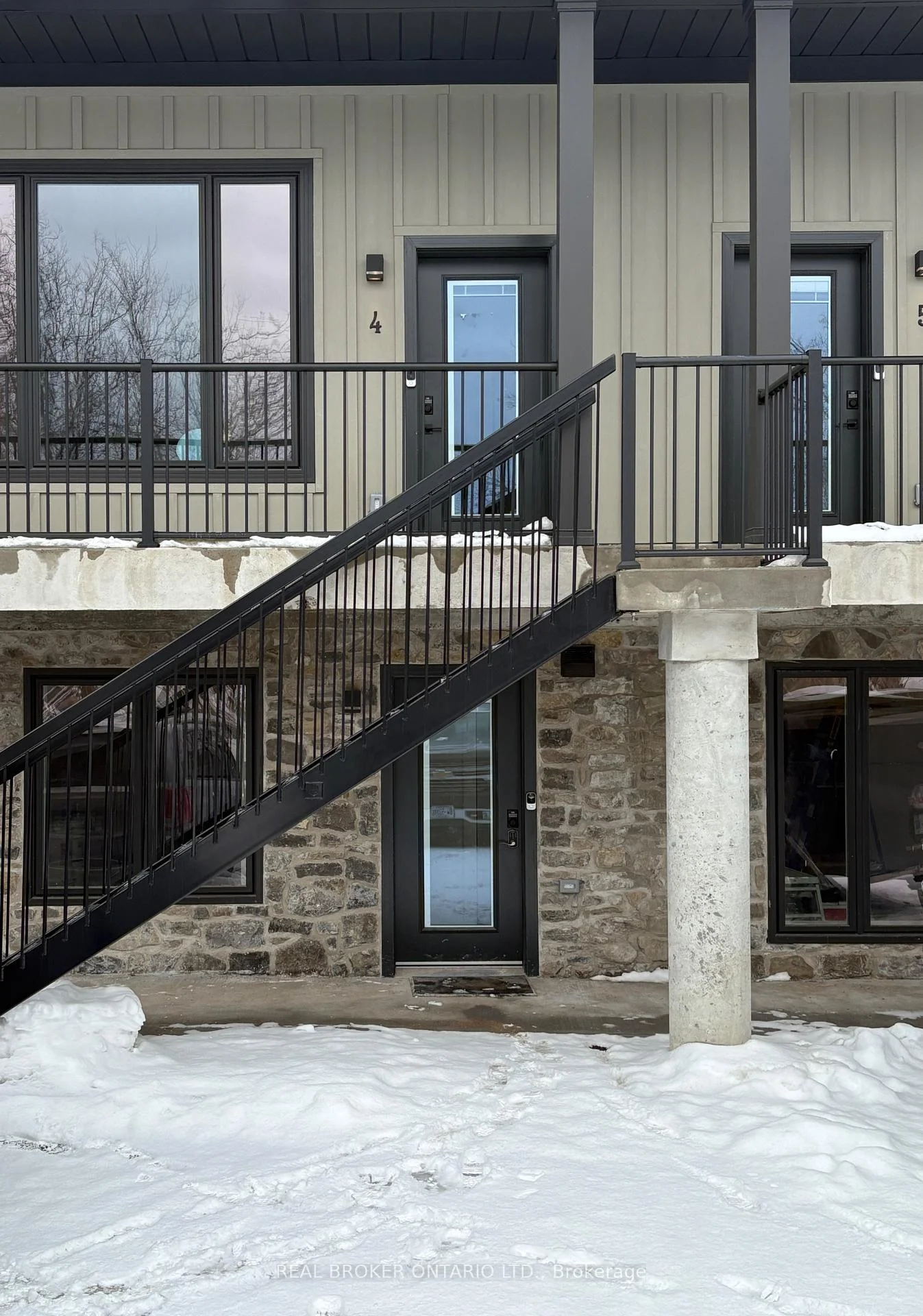 Photo 20 of Unit 4, 8 Clothier Street E, North Grenville, Kemptville — HOMEH