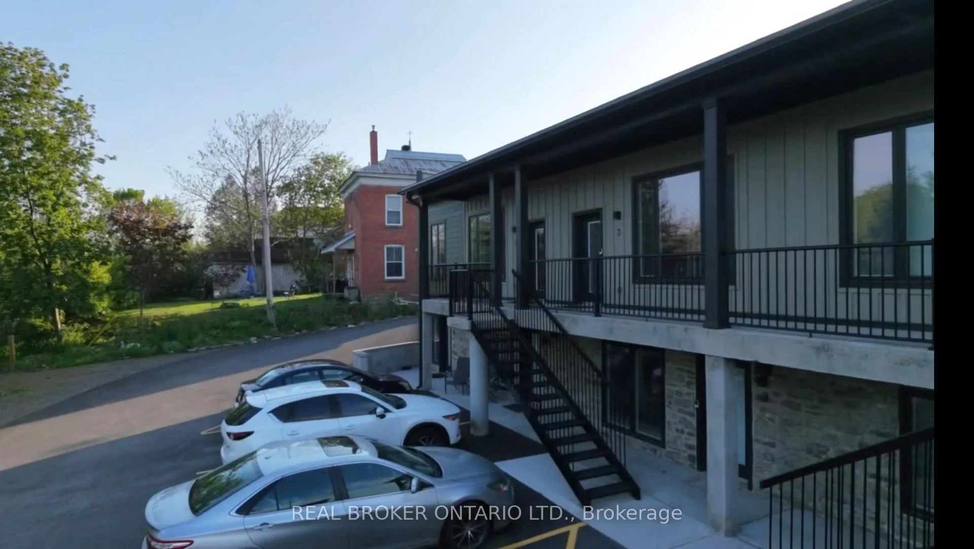 Photo 28 of Unit 4, 8 Clothier Street E, North Grenville, Kemptville — HOMEH