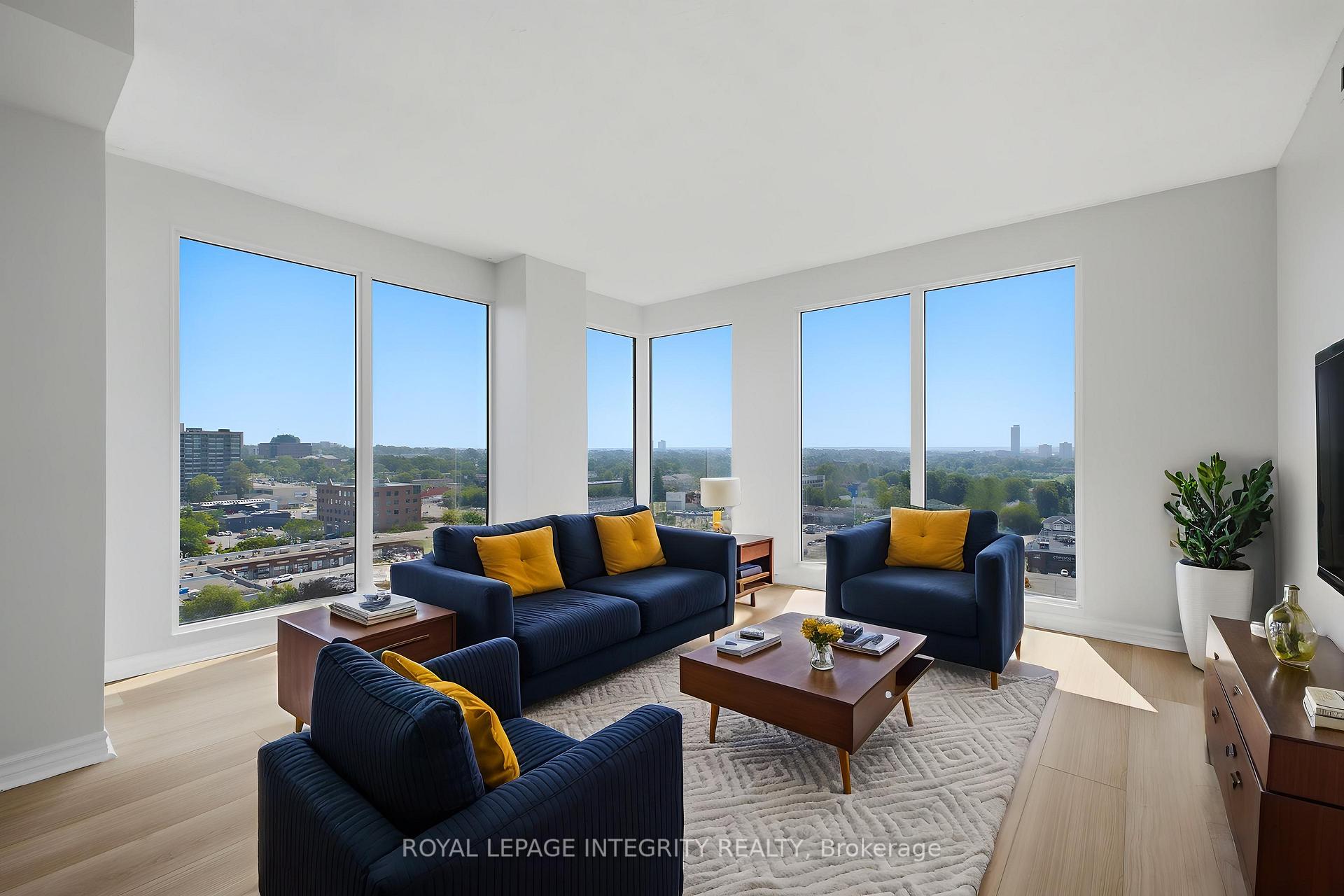 Photo 12 of Unit 1207, 545 St Laurent Boulevard, Ottawa, Viscount Alexander Park — HOMEH