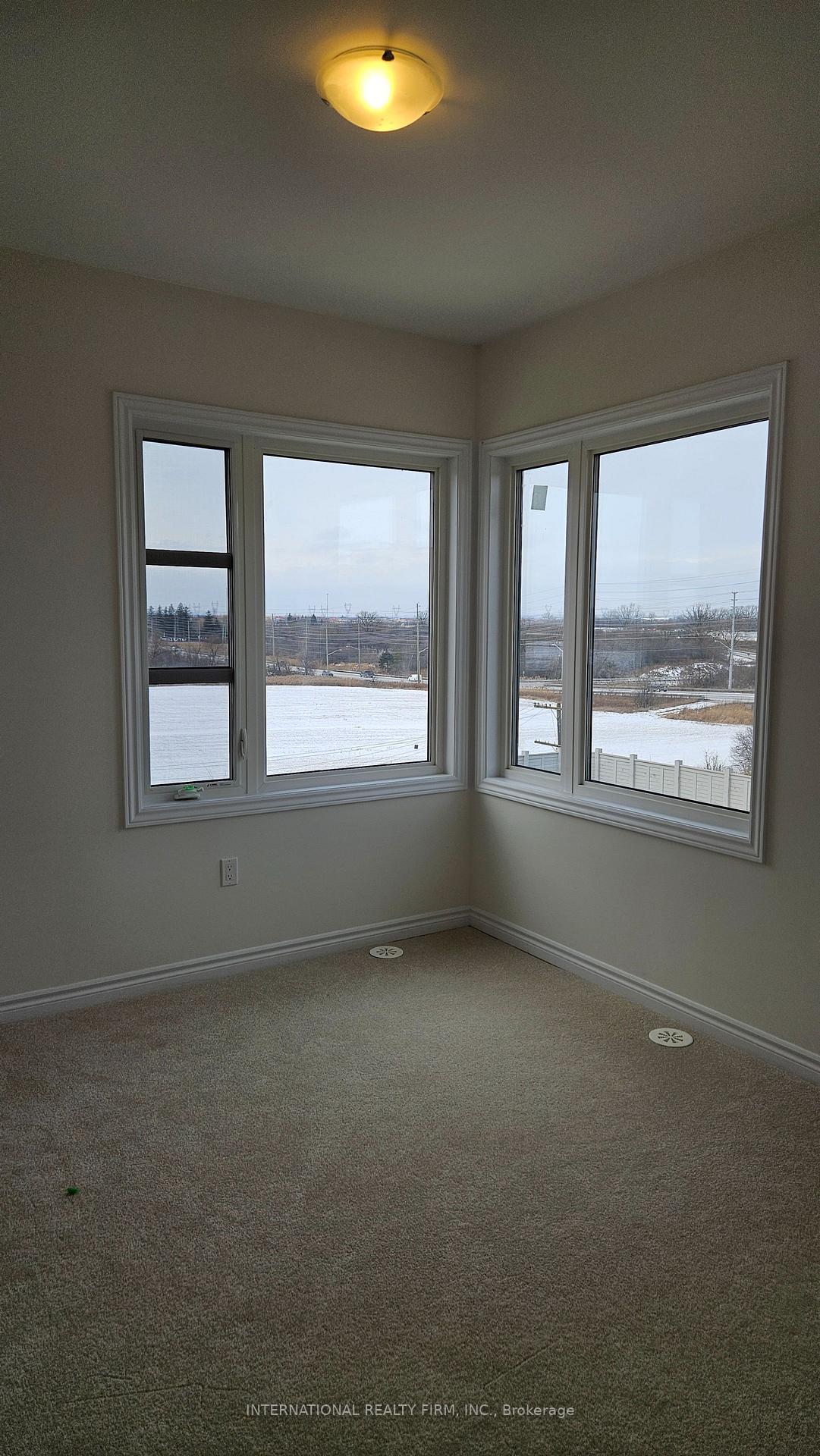 Photo 3 of 146 Wascana Road, Vaughan, Kleinburg — HOMEH