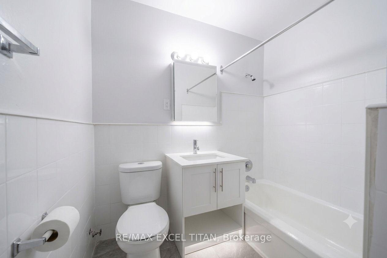 Photo 7 of Unit 615, 165 Cosburn Avenue, Toronto, Danforth Village-East York — HOMEH