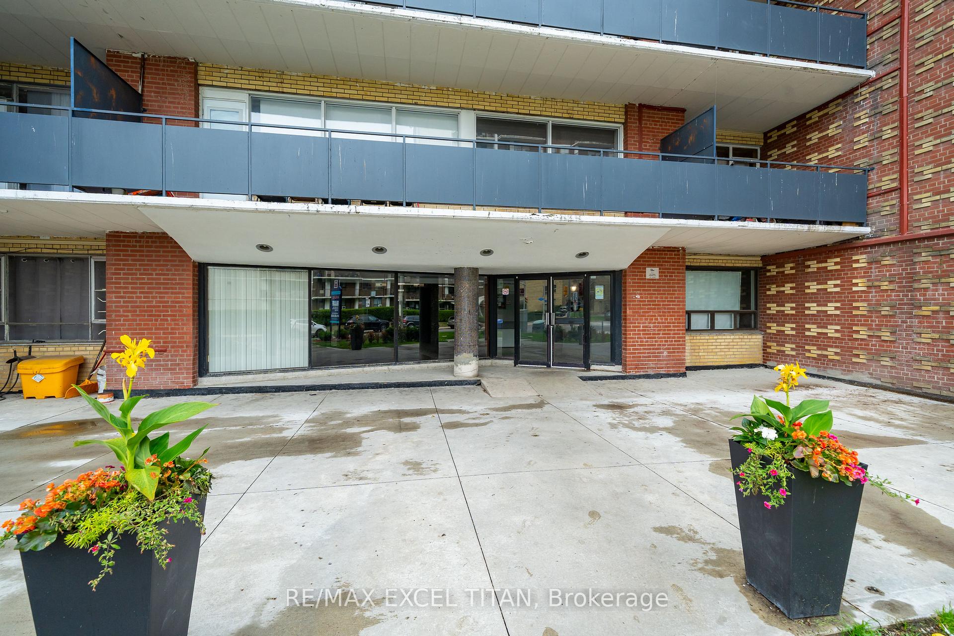 Photo 8 of Unit 615, 165 Cosburn Avenue, Toronto, Danforth Village-East York — HOMEH