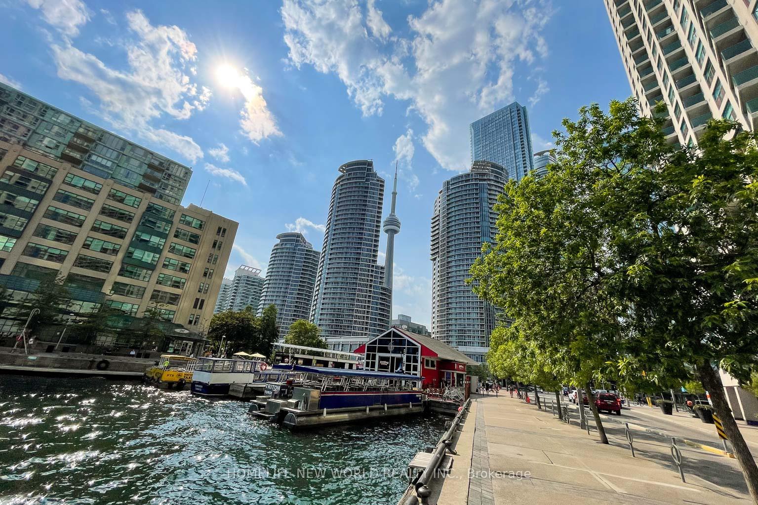 Photo 3 of Unit 1602, 77 Harbour Square, Toronto, Waterfront Communities — HOMEH