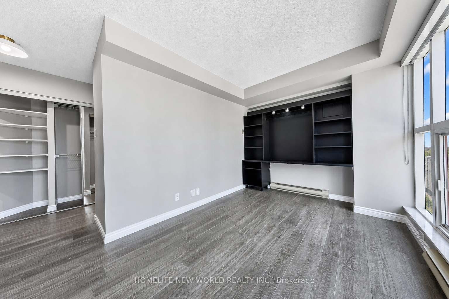 Photo 15 of Unit 1602, 77 Harbour Square, Toronto, Waterfront Communities — HOMEH