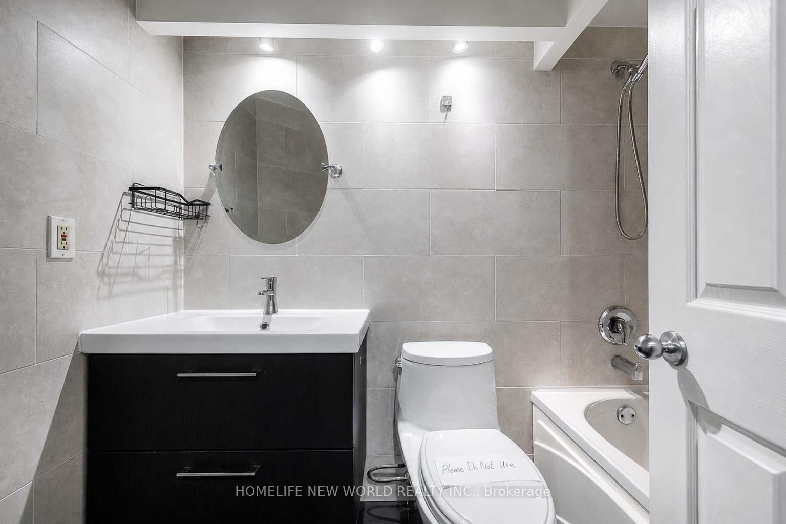 Photo 18 of Unit 1602, 77 Harbour Square, Toronto, Waterfront Communities — HOMEH