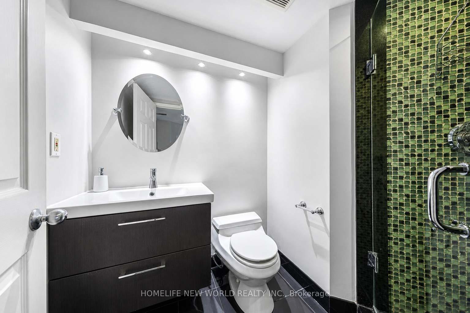 Photo 22 of Unit 1602, 77 Harbour Square, Toronto, Waterfront Communities — HOMEH